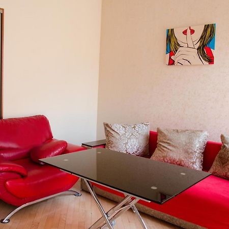 Svobody Avenue Apartment Lviv Exterior photo